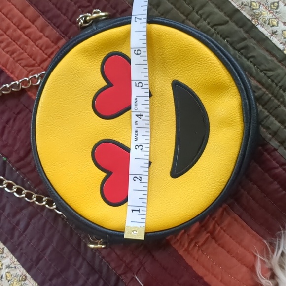EMOJI novelty bag double sided circular zip top w/ chain and faux leather strap - Picture 6 of 9